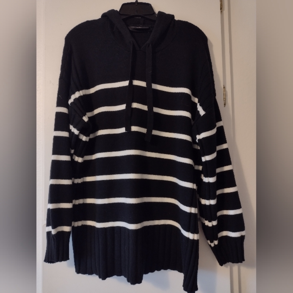 Lane Bryant Black and White Striped Women's Sweater